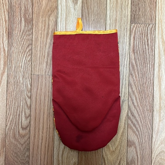 Russian Matryoshka Decorative Potholder - Picture 2 of 2